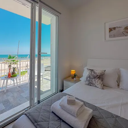 Sea-view Living | Double Space, Pure Ease By Host Hero Apartment