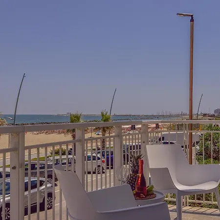 Sea-view Living | Double Space, Pure Ease By Host Hero Apartment