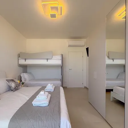Appartement Sea-view Living | Double Space, Pure Ease By Host Hero *