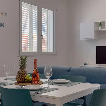 Sea-view Living | Double Space, Pure Ease By Host Hero Apartment