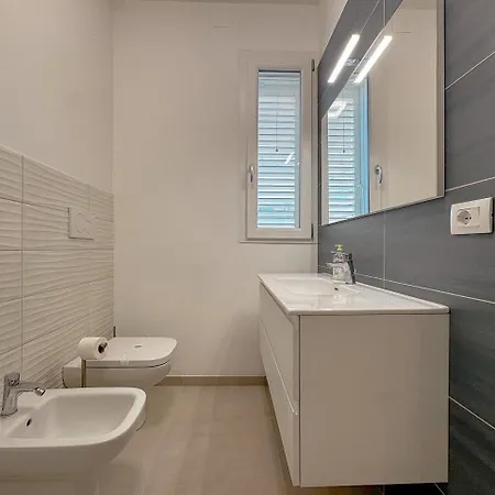 Sea-view Living | Double Space, Pure Ease By Host Hero Civitanova Marche